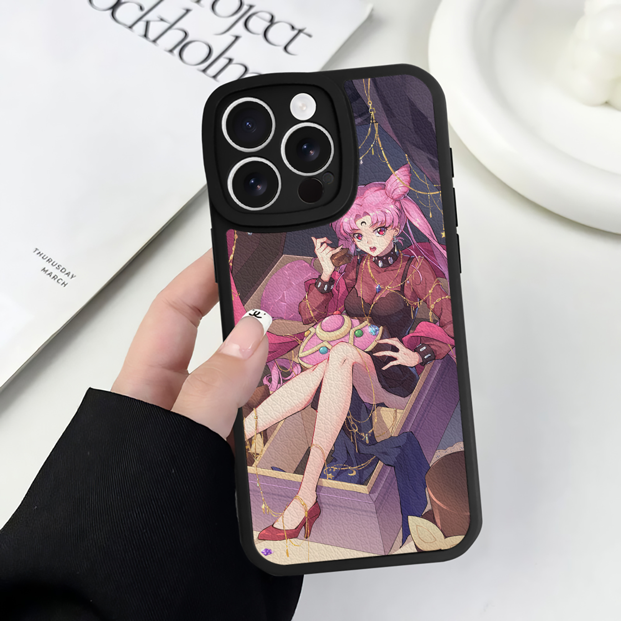 （画像用） 美少女戦士セーラームーン Sailor Moon 【iPhone 16シリーズ対応】シリコンスマホケース（レザー調） 材質：シリコン